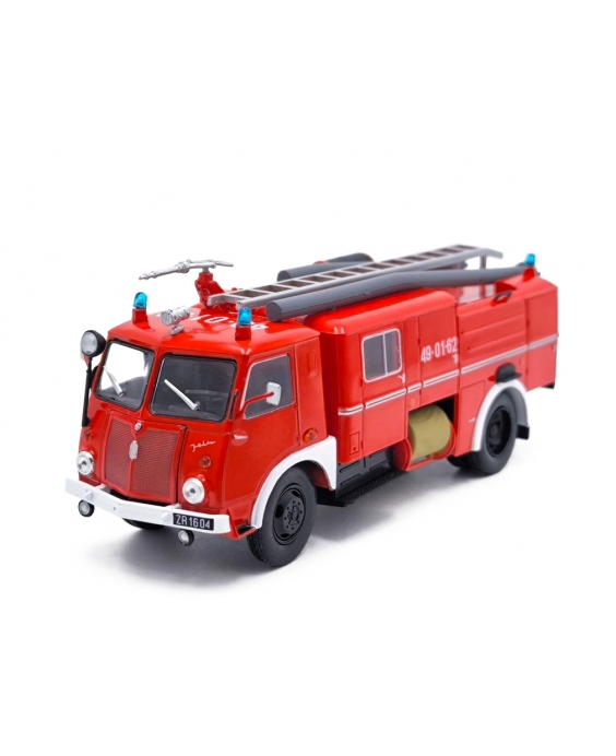 Časopis s modelom Jelcz 003