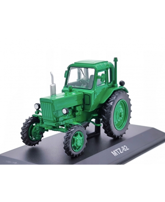 Magazyn z modelem MTZ-82