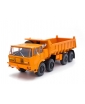 Časopis s modelom Tatra 813...