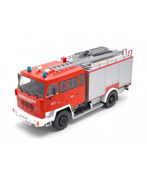 Časopis s modelem Csepel...