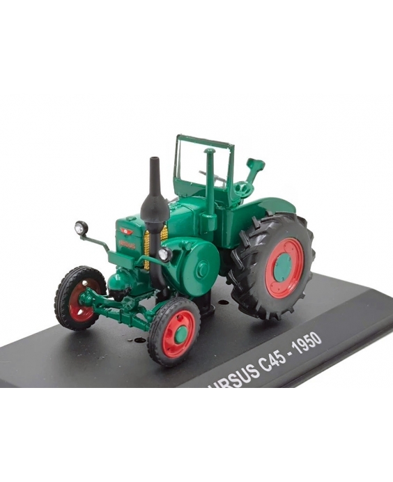 Magazyn z modelem Ursus C45