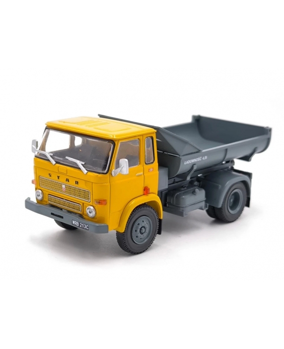 Magazyn z modelem Star Star...